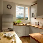 Pogodny Widok Apartment